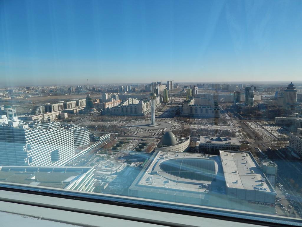 Hotel Sky House Astana Habitación foto