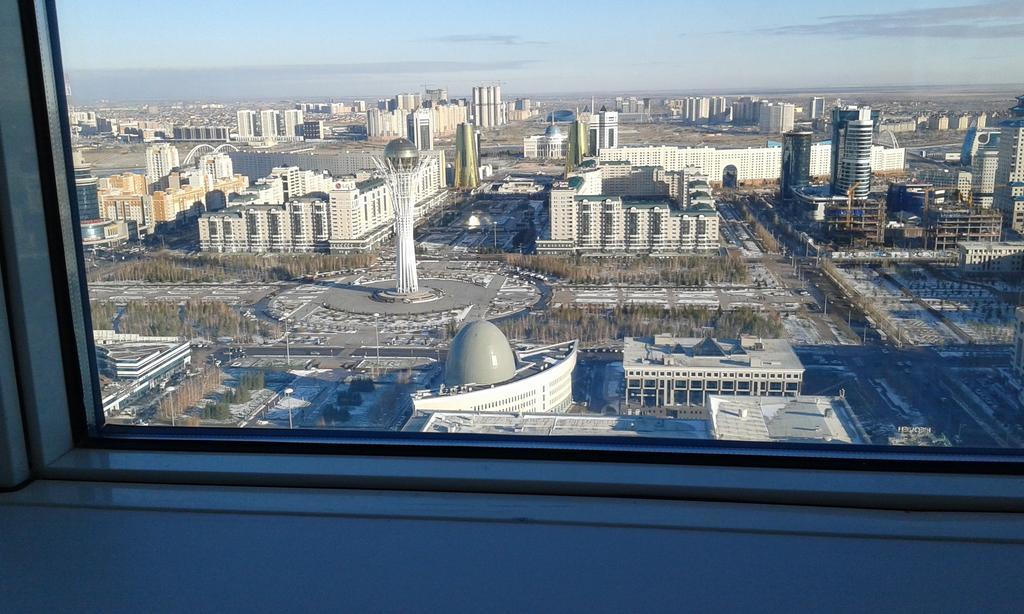Hotel Sky House Astana Habitación foto